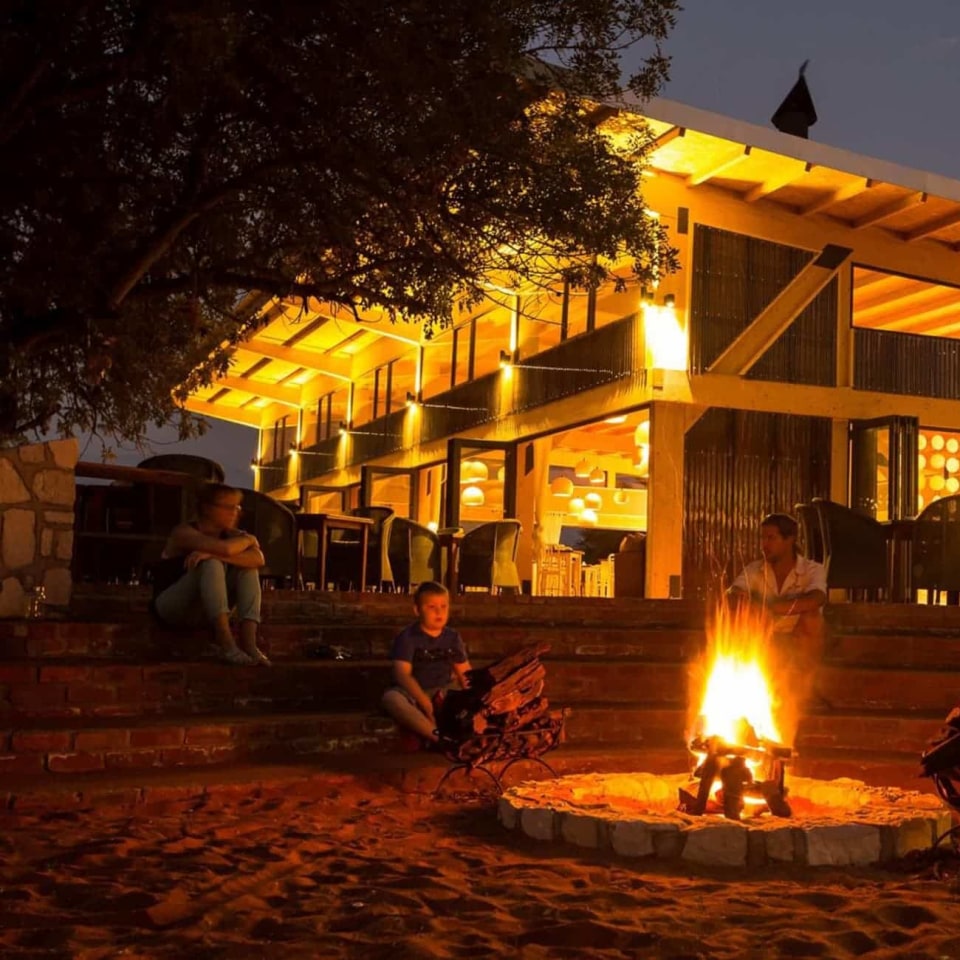 Kalahari Anib Lodge